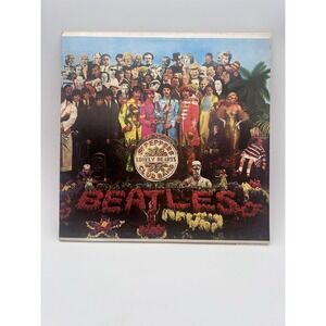 The Beatles Sgt Pepper's Lonely Hearts Club Band Vinyl LP 1967 Capitol SMAS-2653